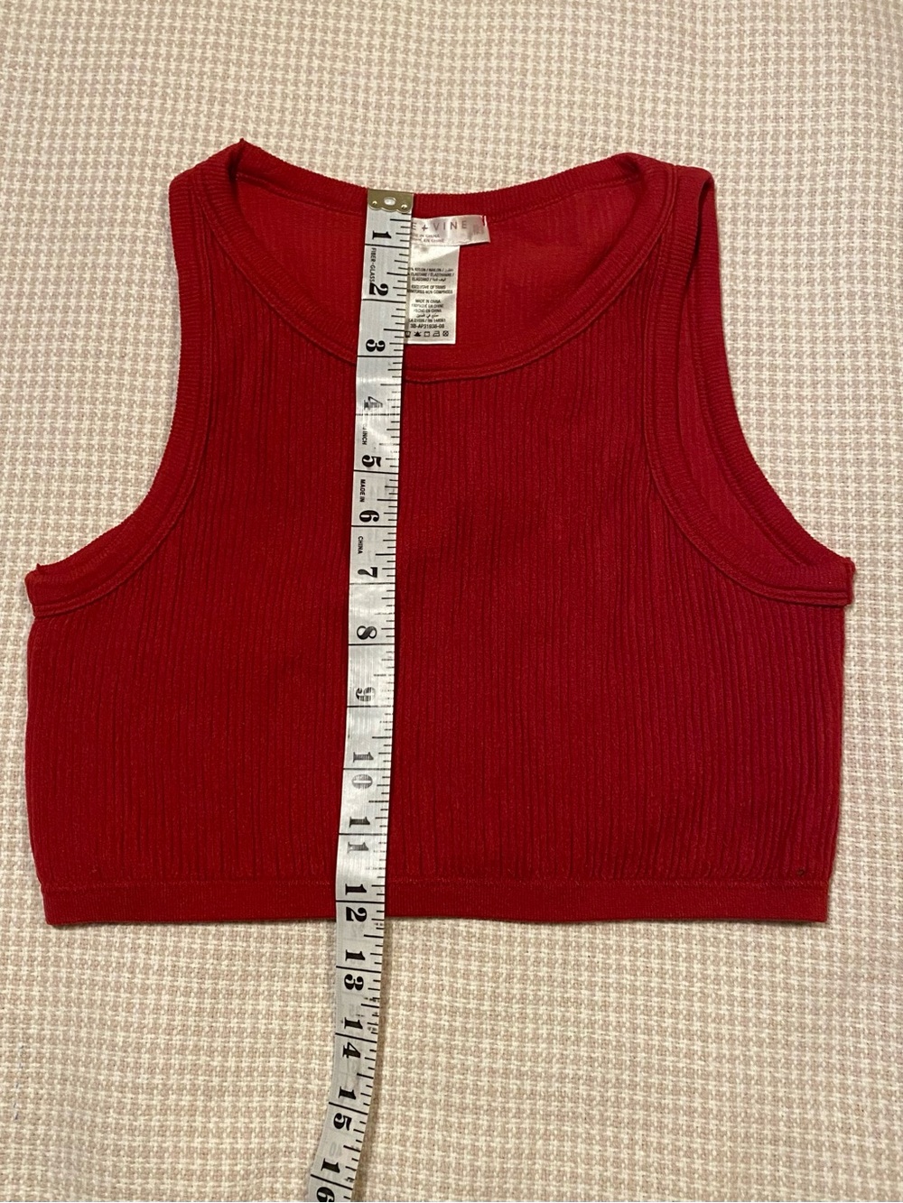 Essential Ribbed Red Crop Tank - Picture 5 of 5